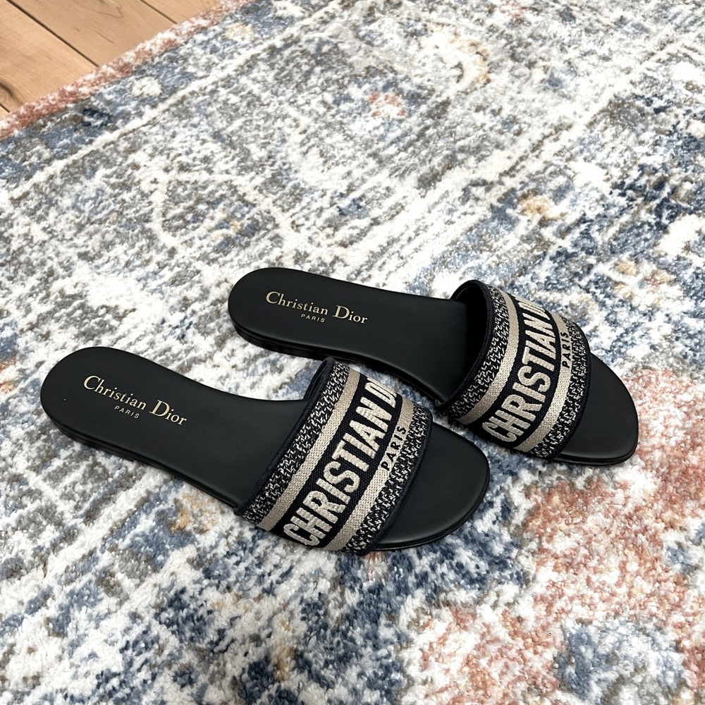 ❗️SOLD❗️Christian Dior Dway Slides - Picture 1 of 6